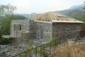 Πέτρινο σπίτι στην Κόνιτσα