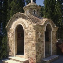 Πέτρινο Εκκλησάκι - 669 Πέτρινο Εκκλησάκι - 669