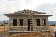 Πέτρινη μονοκατοικία στην Αρέθουσα Θεσσαλονίκης.