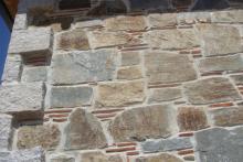 Πέτρινη μονοκατοικία στην Αρέθουσα Θεσσαλονίκης.