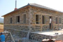 Πέτρινη μονοκατοικία στην Αρέθουσα Θεσσαλονίκης.