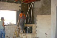 Πέτρινη μονοκατοικία στην Αρέθουσα Θεσσαλονίκης.