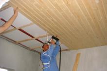 Πέτρινη μονοκατοικία στην Αρέθουσα Θεσσαλονίκης.