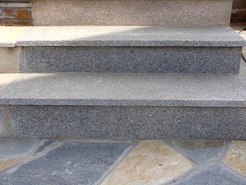 ΓΡΑΝΙΤΗΣ ΓΚΡΙ ΕΠΕΝΔΥΣΗ ΣΚΑΛΑΣ